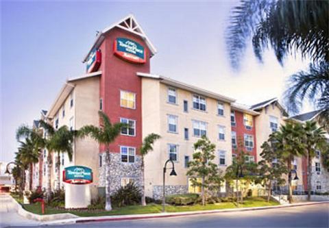 Towneplace Angeles Lax Manhattan Hotel