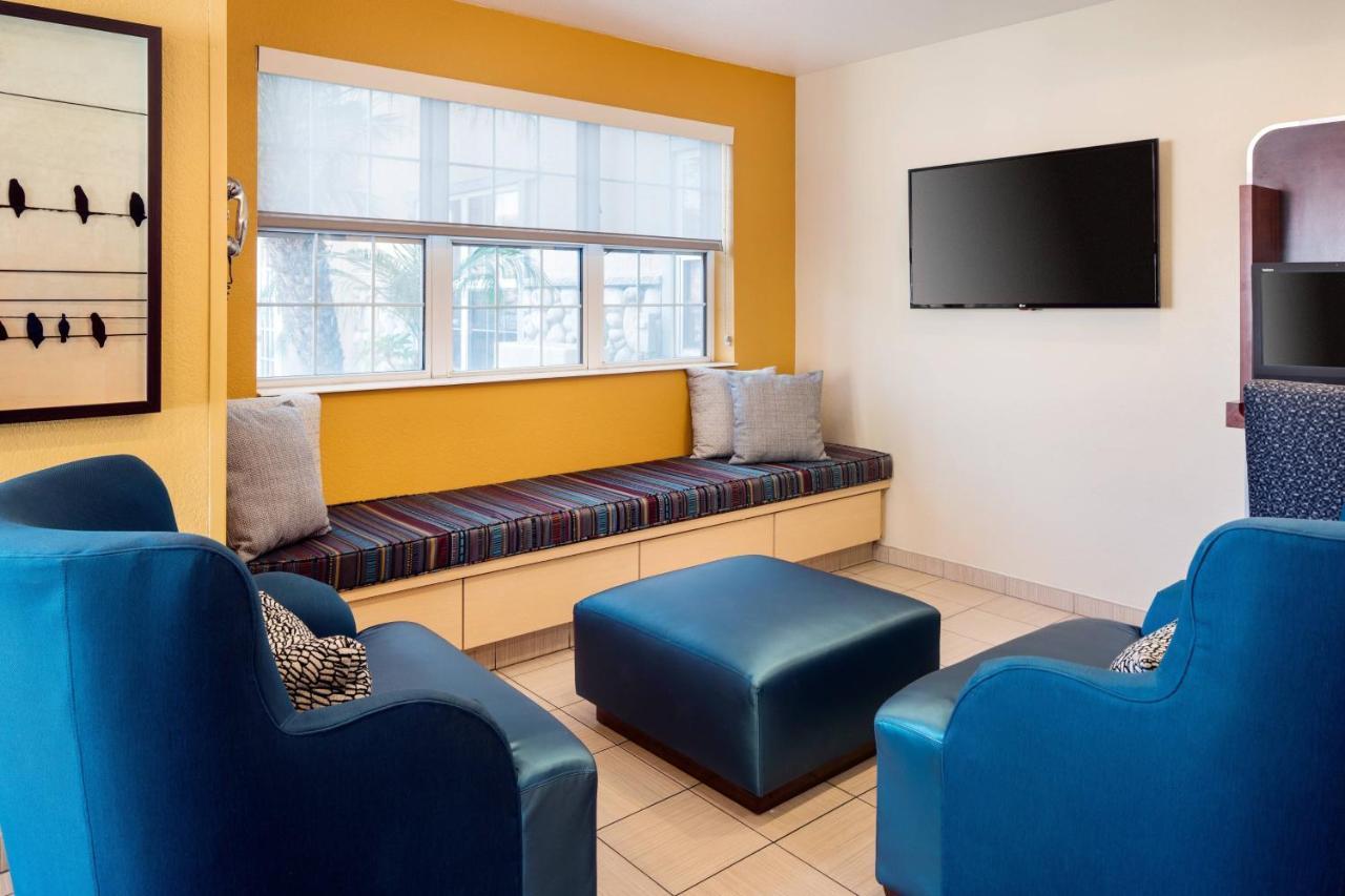 Towneplace Angeles Lax Manhattan Hotel Hawthorne